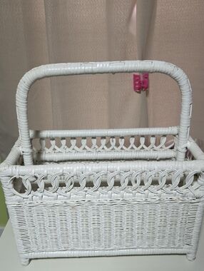 1970s White Wicker Magazine/ Record Rack